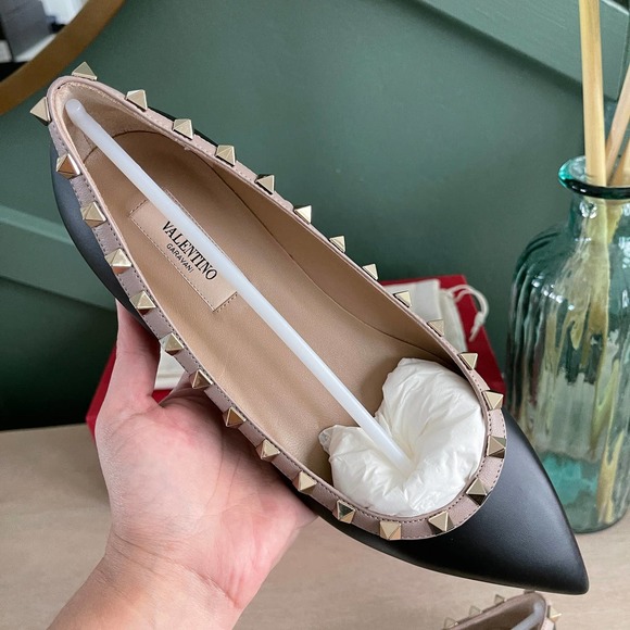 ❌SOLD❌Valentino Garavani Rockstud Ballet Flats Black - Picture 7 of 11